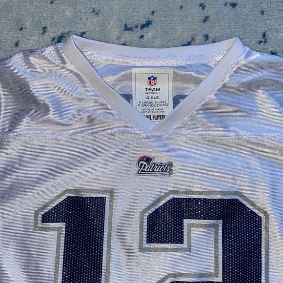 NFL team apparel girls size large - patriots Brady 12 - Picture 4 of 7
